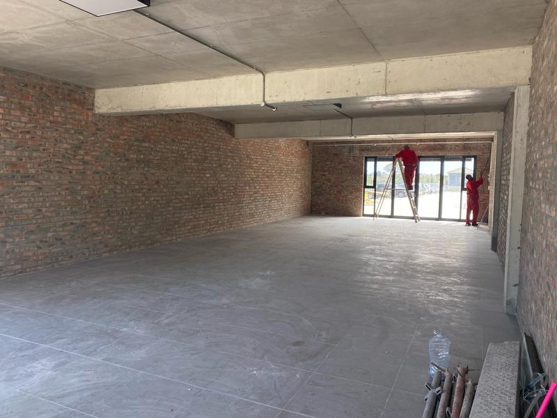 To Let commercial Property for Rent in Overbaakens Eastern Cape